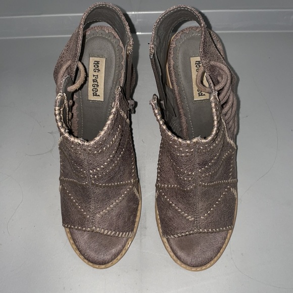 Booties - Picture 5 of 6